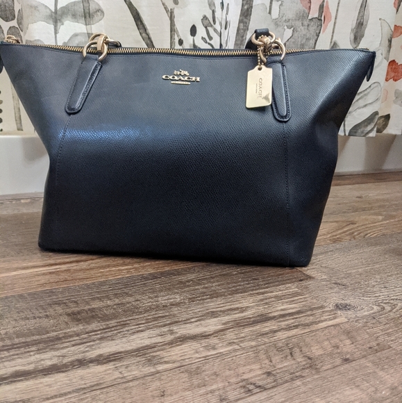 Navy Coach Purse - Picture 1 of 2